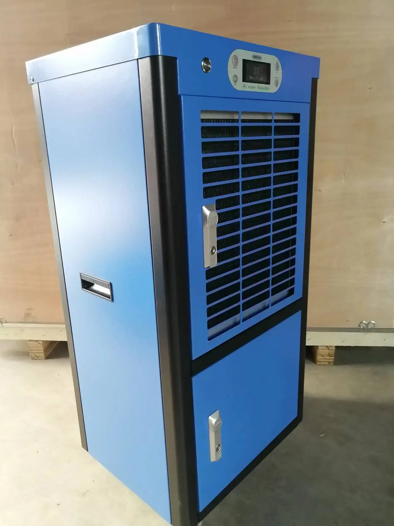 Générateur d'eau atmosphérique autoportant, 80L/D