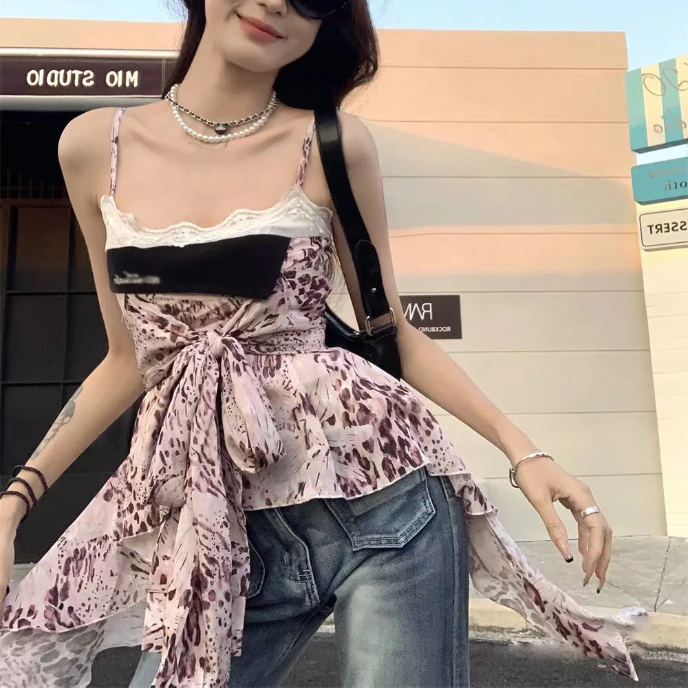 TWOTWINSTYLE Hit Color Spliced Lace Up Slimming Vests for Women Square Neck Sleeveless Tunic Temperament Vest Female