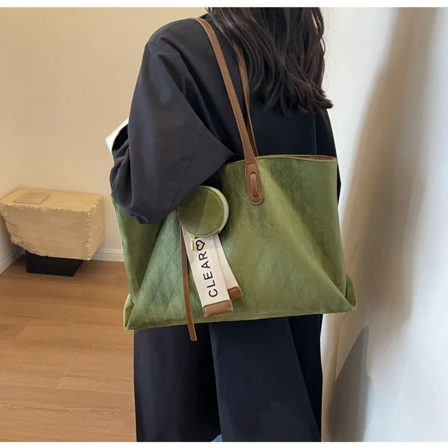 

Versatile Retro Large Capacity Bag for Women 2025 New Fall Fashion Student School Shoulder Tote High-End Commuter Bags