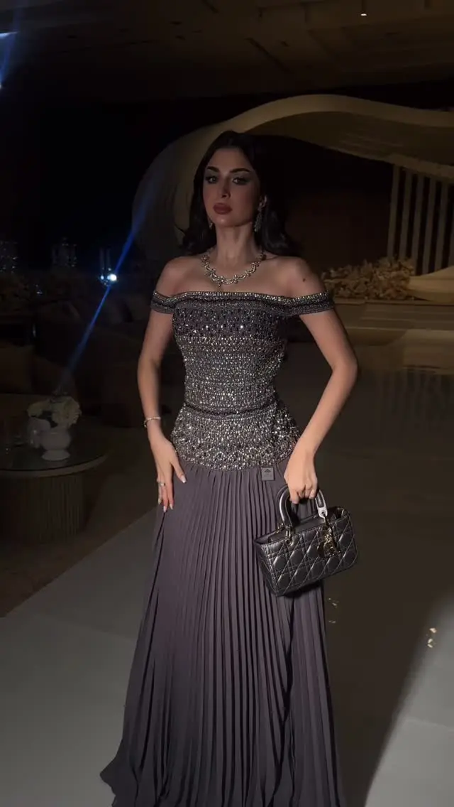 Arabia Elegant Off-the-shoulder Ruffles Shining Crystal Beads A-Line Evening Dress Formal Occasion Gown Party Customized image 3