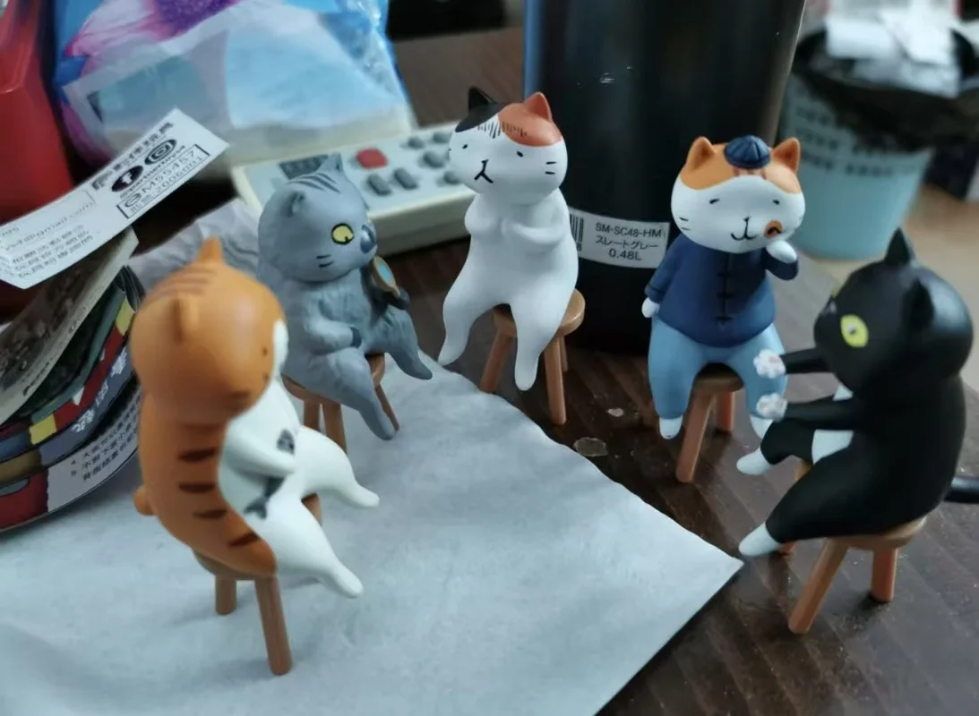 

Аниме-фигурка, гадание, кошка, слепая коробка, милый кот, экшн-фигурка со стулом, кавайное украшение для рабочего стола, детские модные игрушки, подарки