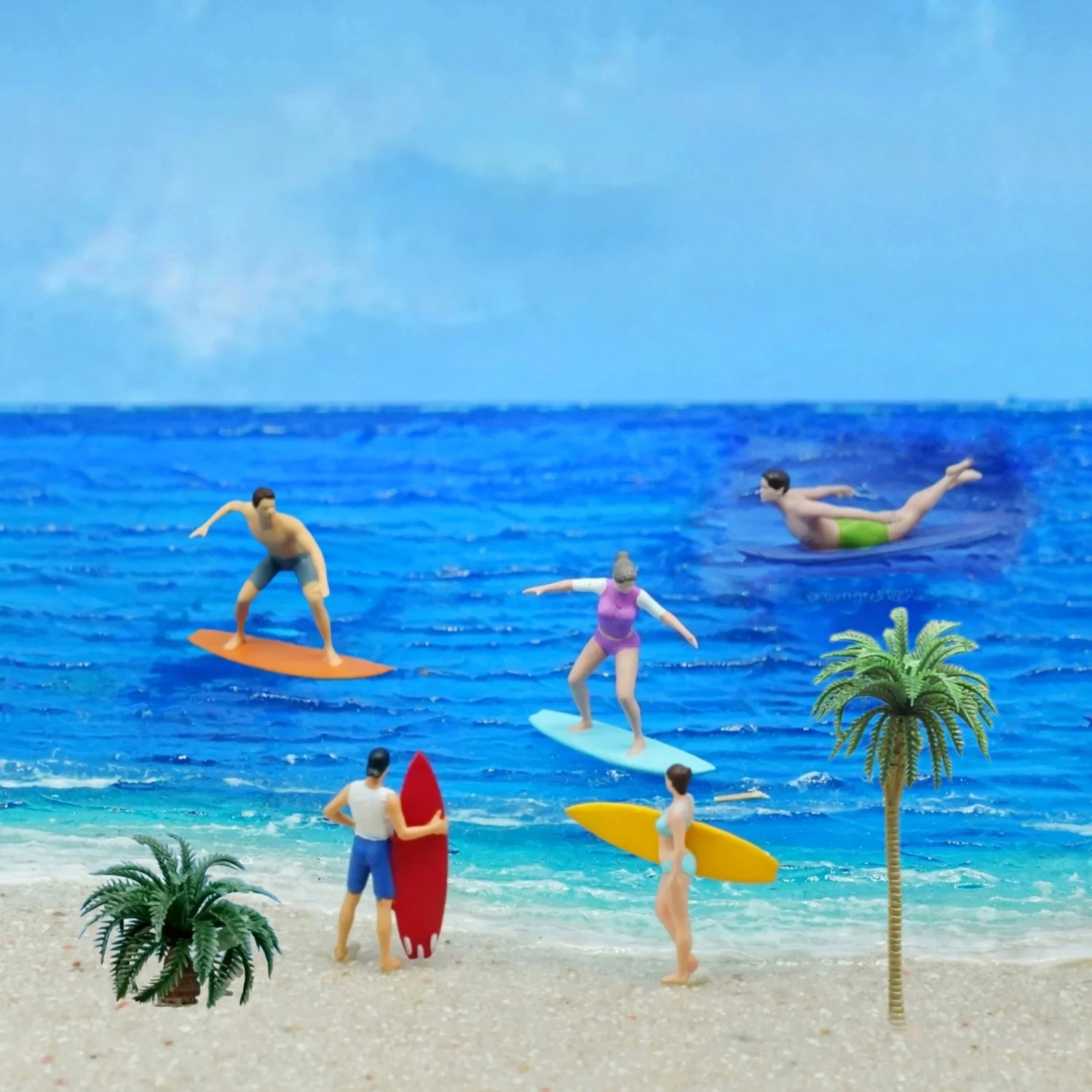 

5pcs/set 1/64 1/87 Miniature Surfing Figures Model Painted People Beach Landscape Toys DIY Model Making for Diorama/Collection