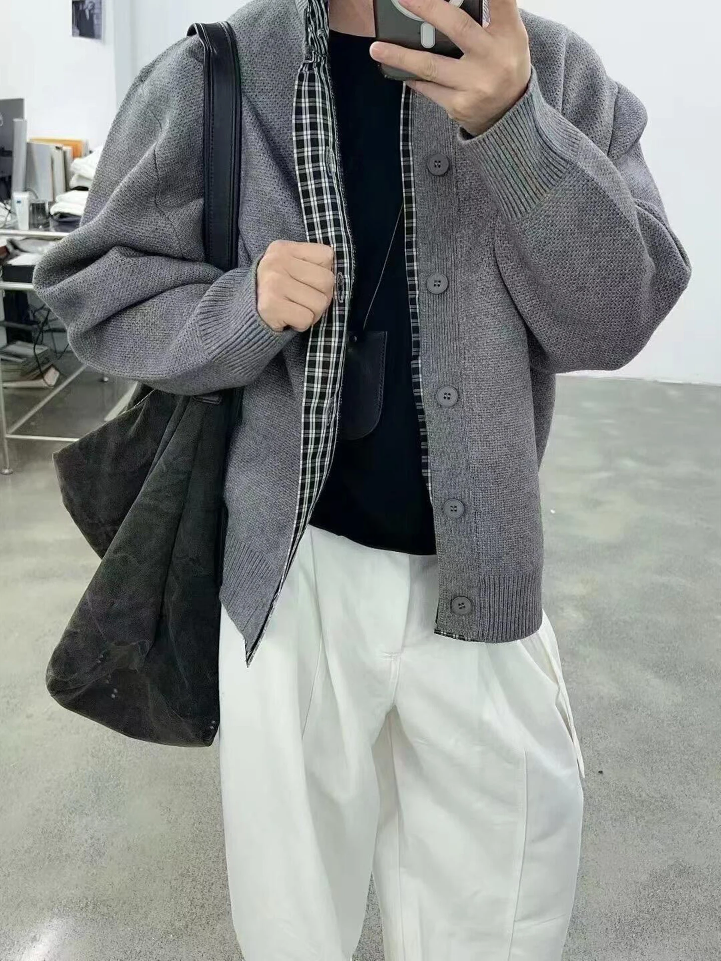 

Мужской вязаный кардиган в клетку с воротником-стойкой, в американском ретро-стиле, осенний, повседневный, свободного кроя, на пуговицах