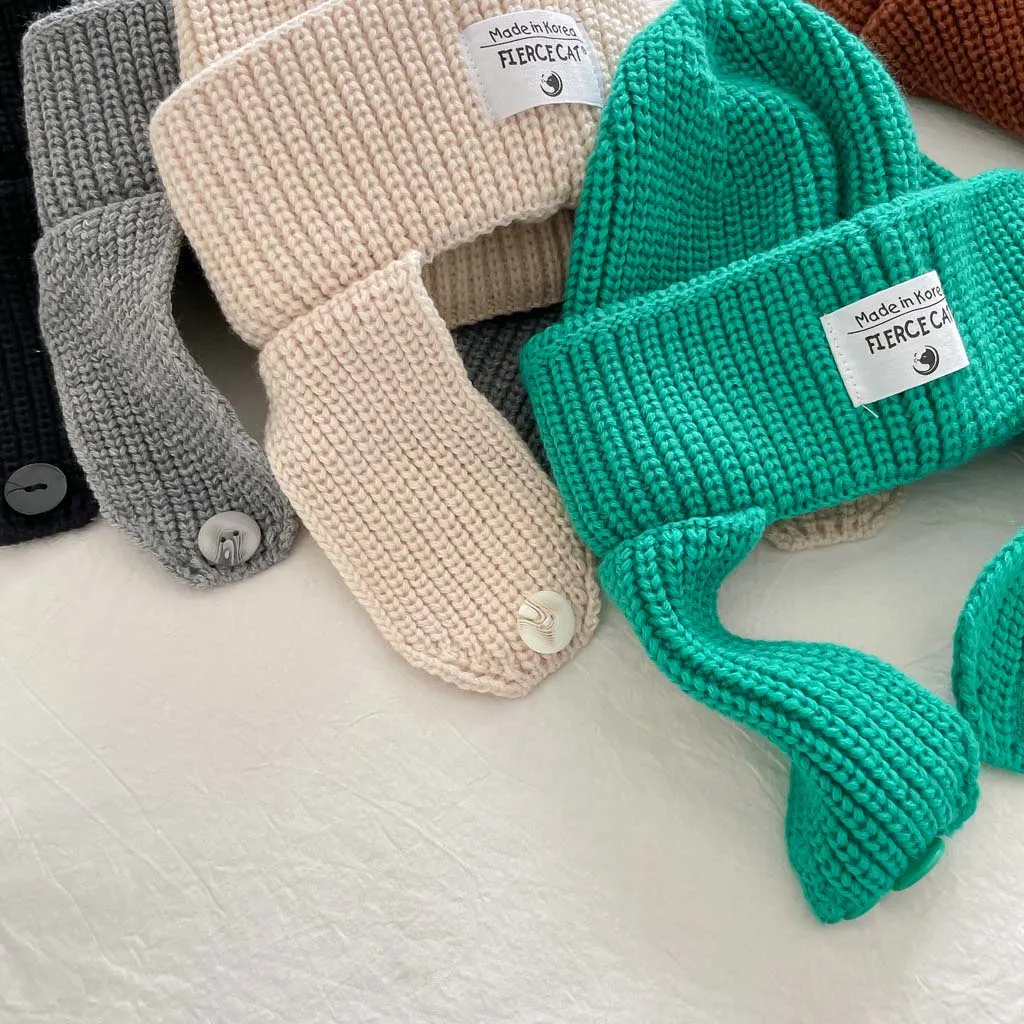 Korea Autumn Kids Knitted Hats With Label Fashion Letter Kids Beanie Ear Protection Hat For Boys Girls Solid Color Woolen Hat