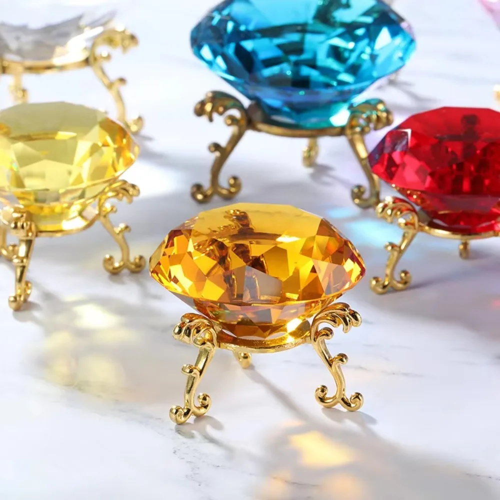 Gold and Silver Colored Metal Handicrafts Tripod-shaped K9 Crystal Ball Support With a Spherical Base and Polished Folk Art