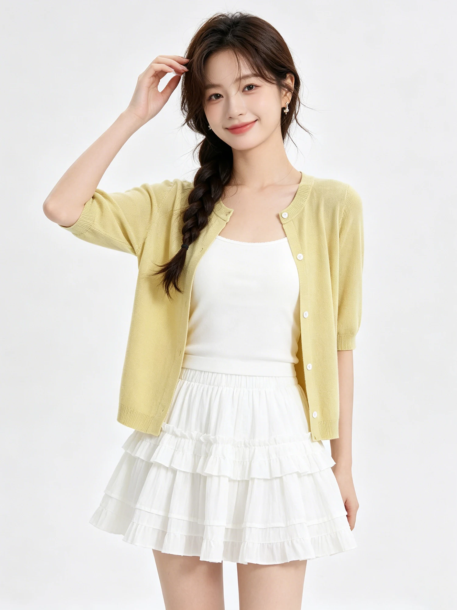 

Laceel Lyocell Thin Button round Neck Five Sleeve Knitted Sweater Women's Casual Style Short Length Color Outerwear