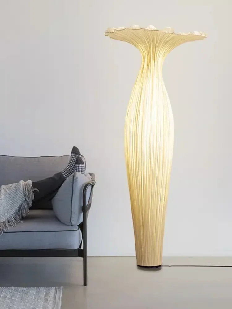 

New Chinese Retro Fabric Floor Lamp Living Room