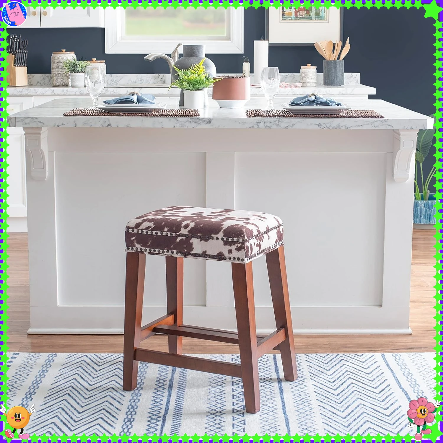 مقعد مرتفع بطبعة بقرة بنية مفتوح الظهر مقاس 24 بوصة، متين وقوي، بعمق 14.5 بوصة × 20 بوصة وعرض × 24 بوصة