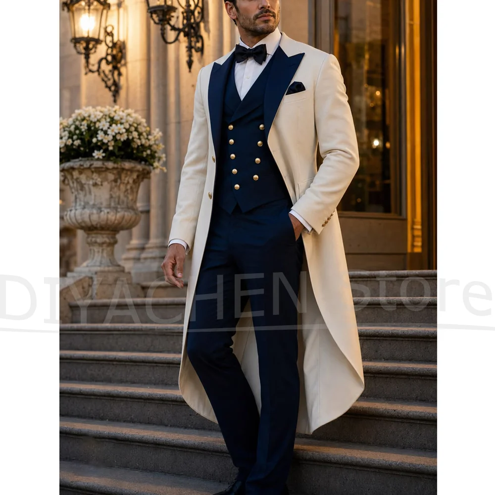 X Men Grooming - Chic Mens Three Piece Suit Peak