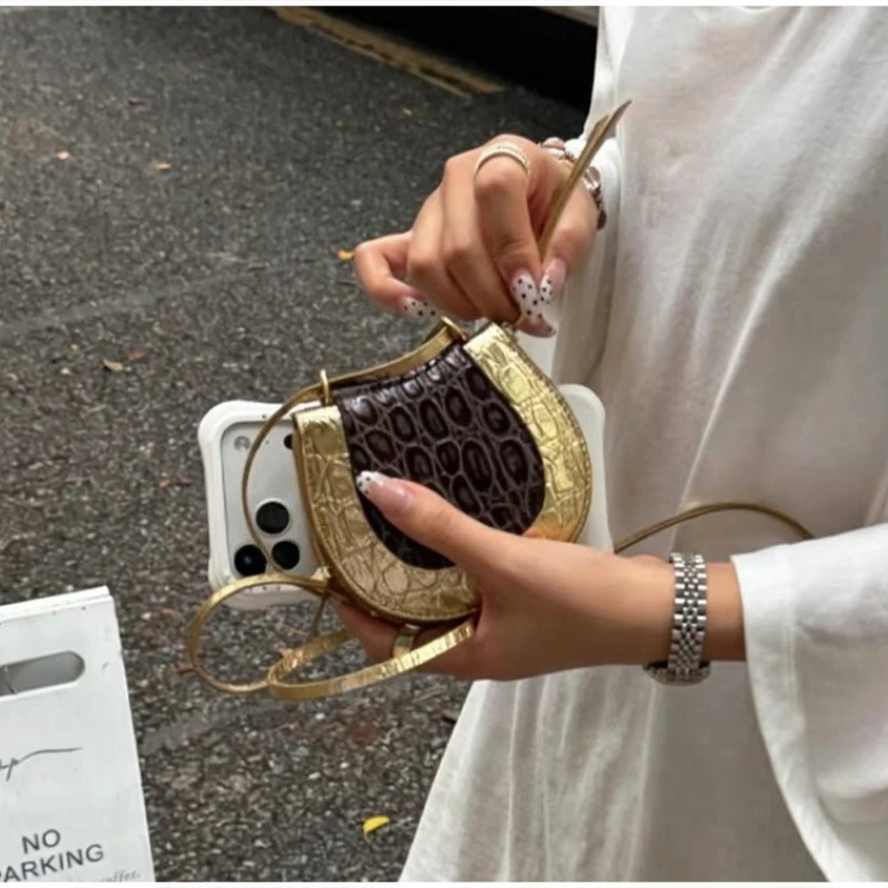 Crocodile Embossed Crossbody Bag Brand Retro Leopard Print Saddle Bag Women's Fashion Luxury Shoulder Bag Small Coin Purse view 5