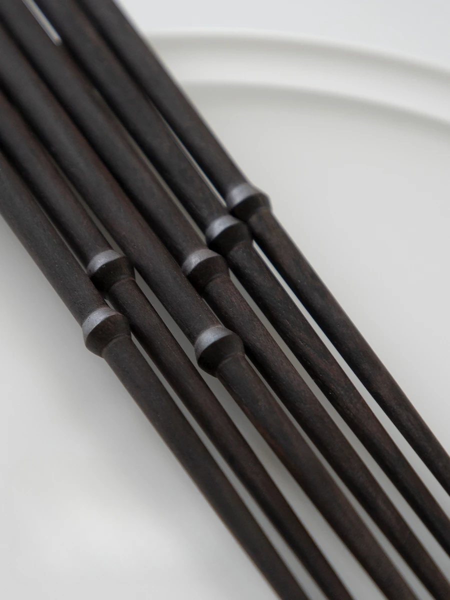 Solid Wood Chinese Non-slip Chopsticks Household Kitchen Moisture Resistance Tableware Creative No Paint No Wax Ebony Chopsticks