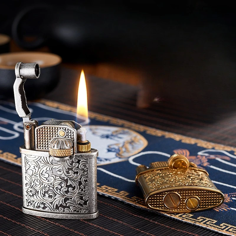 Creative Retro Lighter with Gear Linkage, Fine Carving & Relief, Grinding Wheel Ignition, Ideal Present for All.