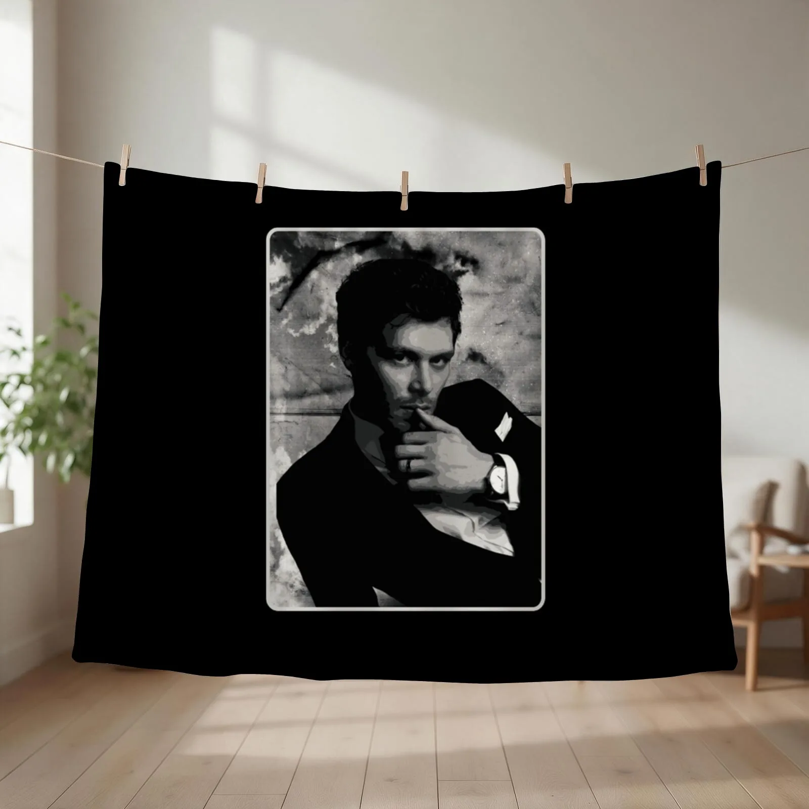 klaus tvd potrait Klaus Mikaelson Throw Blanket couch cozy soft plush fuzzy picnic outdoor blanket