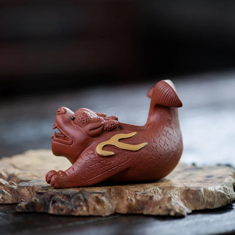 Yixing Purple Clay Tea Pet Fish Turn Dragon Small Ornaments Handmade Two-color Tea Set Accessories Nourishing Sculpture Ceramic