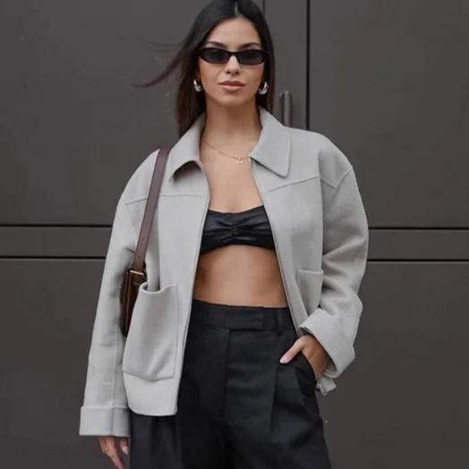 

Серая осенняя женская шерстяная куртка с воротником с лацканами на молнии и большими карманами, пальто для женщин, удобное универсальное женское пальто