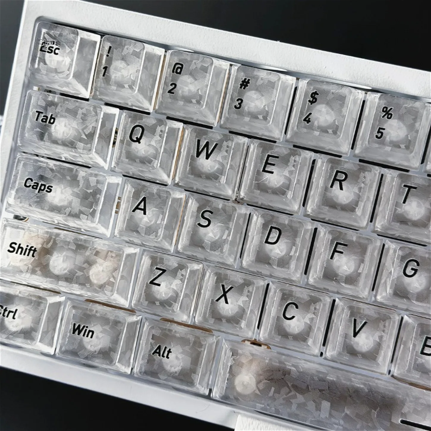 

Carbon Fiber Texture Keycaps 120-key PC Matte and Translucent Suitable for Magnetic Mechanical Keyboards Wooting