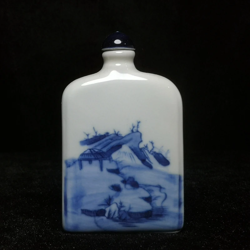 YIZHU CULTUER ART Size 8.5 × 5.2 cm Chinese blue-and-white Porcelain Landscape Snuff Bottle Gift Collection
