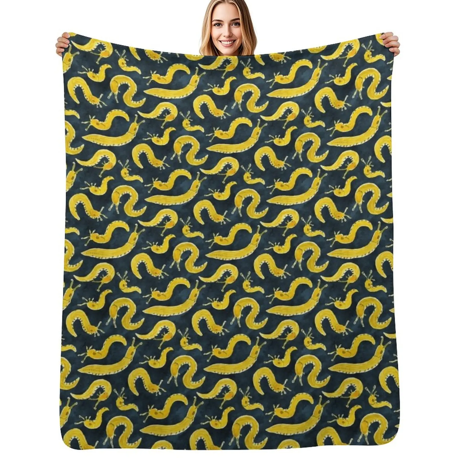 SLUG PARTY Banana Slug Print Throw Blanket Retros Soft Plush Plaid Flannels Decorative Throw Large Cute Blankets