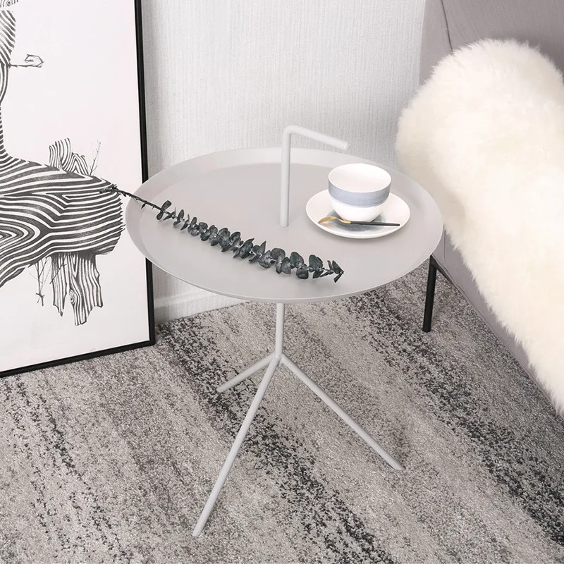 Nordic small coffee table wrought iron metal corner table Danish simple modern mobile sofa portable