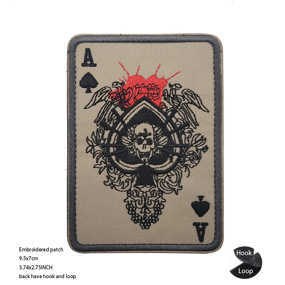 Vendita calda Poker ACES A41 picche Flying Squadron ricamato Magic Badge personalità Skull Poker fascia da braccio zaino Patch