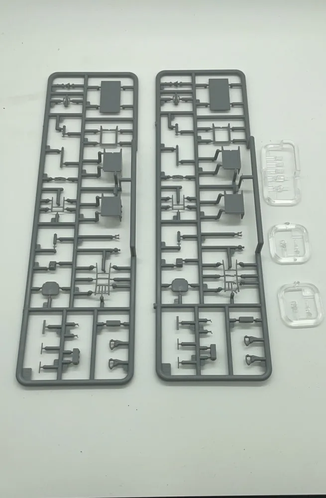 1/35 Scale Die-casting Resin Model Making Desk Office Scene Layout Model Unpainted (no Stickers)