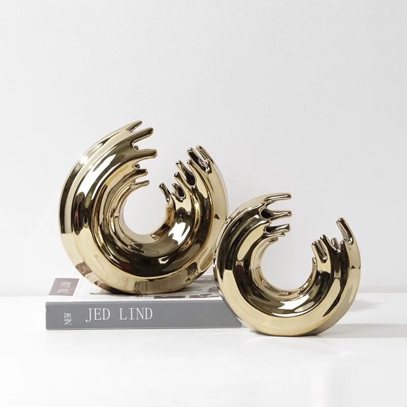 Simple modern light luxury gold-plated silver-plated ceramic art ornament