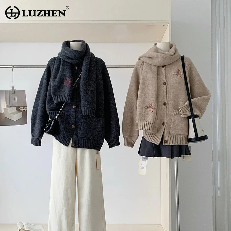 LUZHEN 2024 Winter Loose Solid Color Knitted Cardigan Coat Women\'s Elegant Luxury Original Casual Sweater Scarf Decorate AA2288