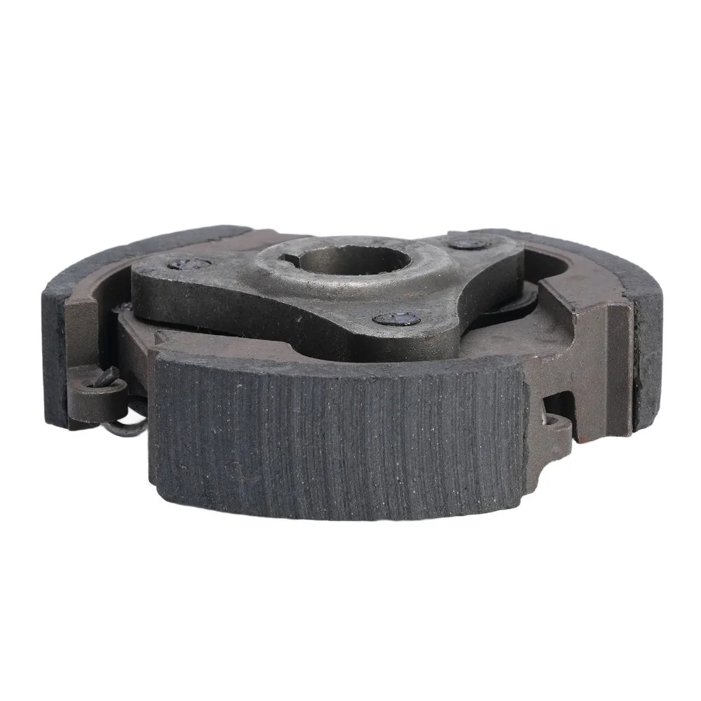 Dark Grey Trimmer Clutch Compact Stable Performance Brush Cutter Clutch Easy Installation Iron Engine Clutch for ROBIN 411
