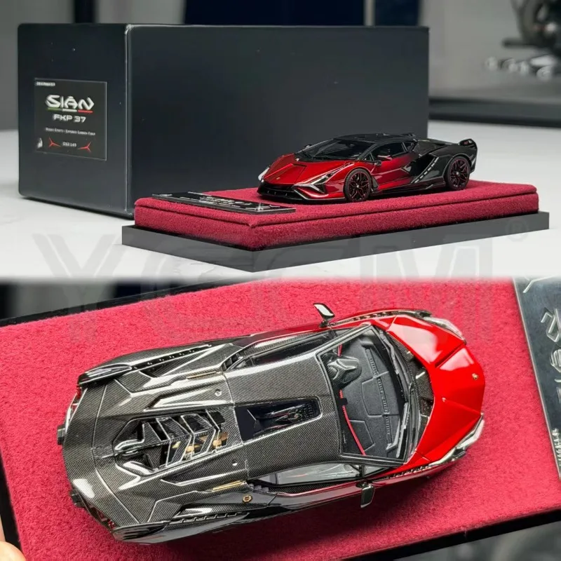 1:64 Italian Superstar Lightning Collector's Resin Microscale Replica Car Model, Room Decor Item, Gift for Friends