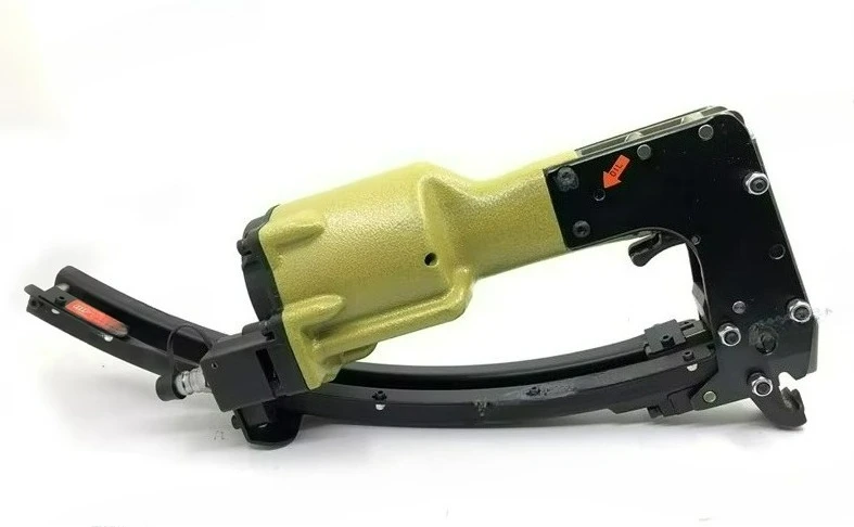 M66 Pneumatic Clinching Tool for Mattress Sofa Spring Vertex Fastening Lobster Traps Crab Pots Clinch Clips Air Clip  Clipper