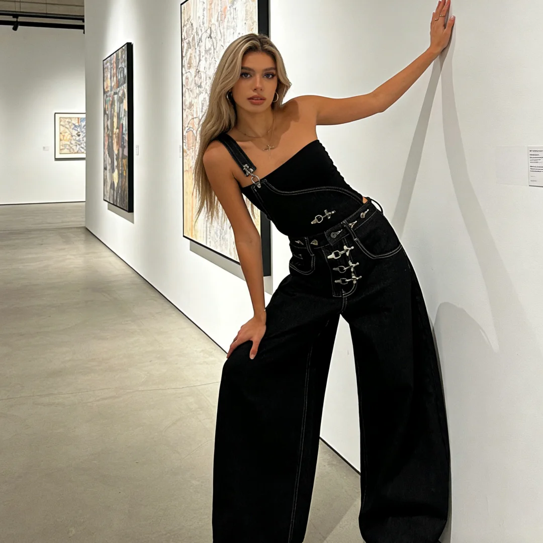 

Женские джинсовые комбинезоны свободного кроя с металлическими пряжками, темный деним, ретро-панк, уличный стиль, 2026