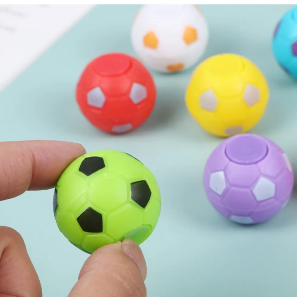 10PCS Mini Soccer Fidget Spinners Favors Rotatable Soccer Ball Toys Funny 4CM Jumping Bouncy Balls Classroom Prize