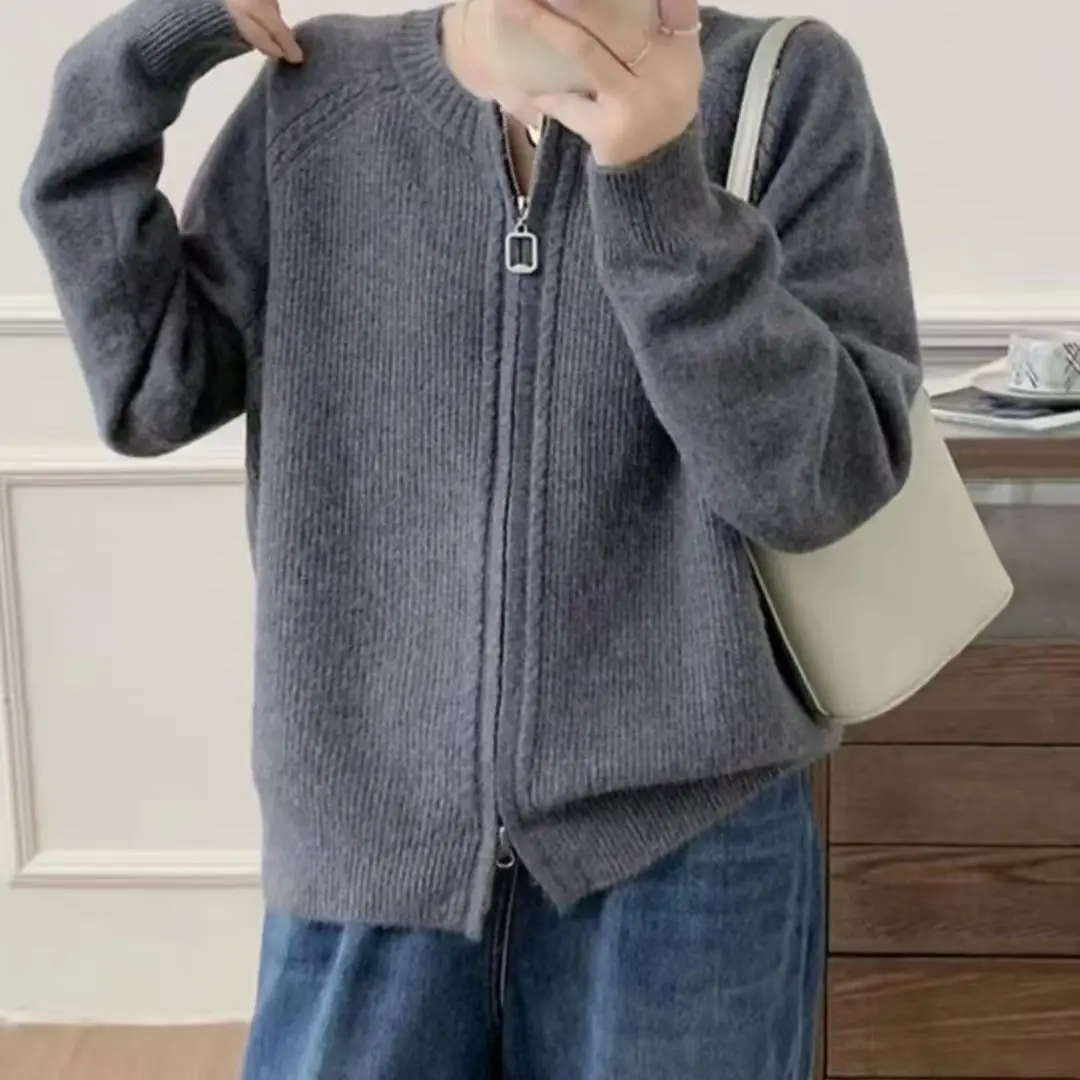 

Cardigan Short Outerwear Ice Silk Fabric Casual Elegant Loose Long Sleeve round Neck Knitted Sweater Women's New Style Zipped