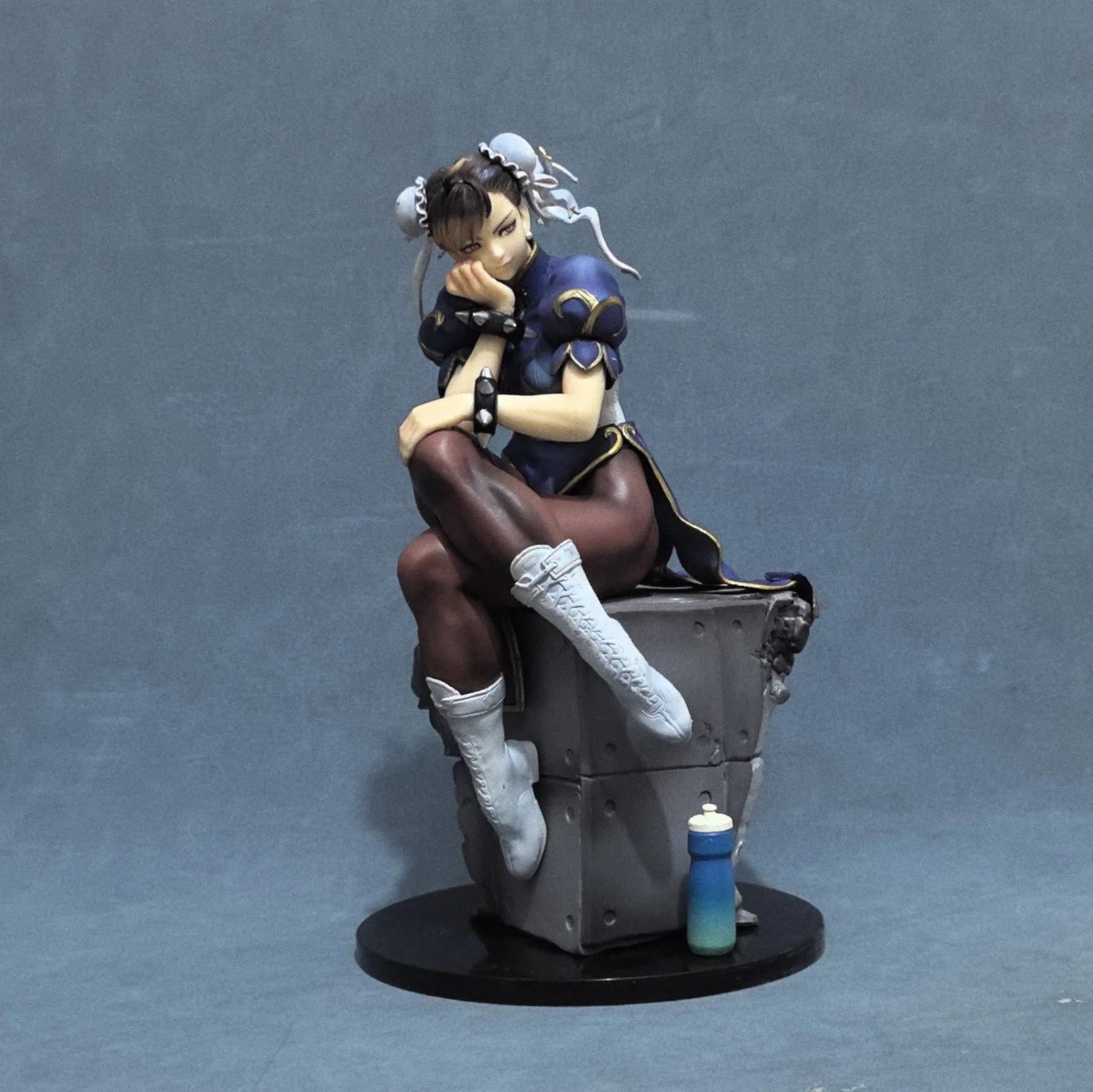 Street Fighter Chun-Li Sitting Statue Beautiful Girl Action Figure Model