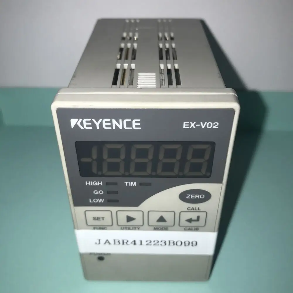 

Used KEYENCE EX-V02 24VDC EXV02 Inductive Displacement Sensor Controller tested