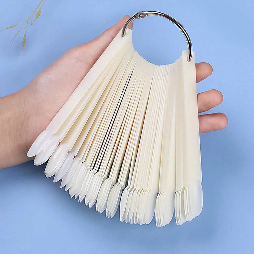 50pcs testa rotonda a forma di ventaglio per unghie campione Display ovale corto Gel UV unghie finte suggerimenti bastoncini fai da te polacco salone pratica carta a colori