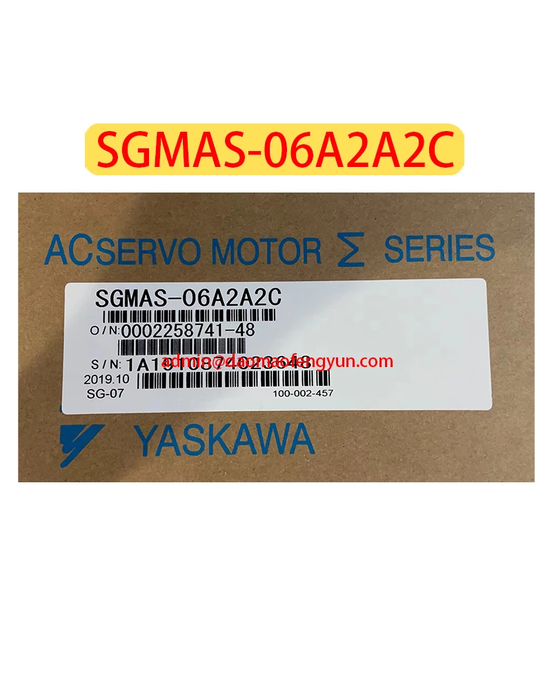 

SGMAS-06A2A2C Brand new Servo motor SGMAS 06A2A2C，Fast shipping