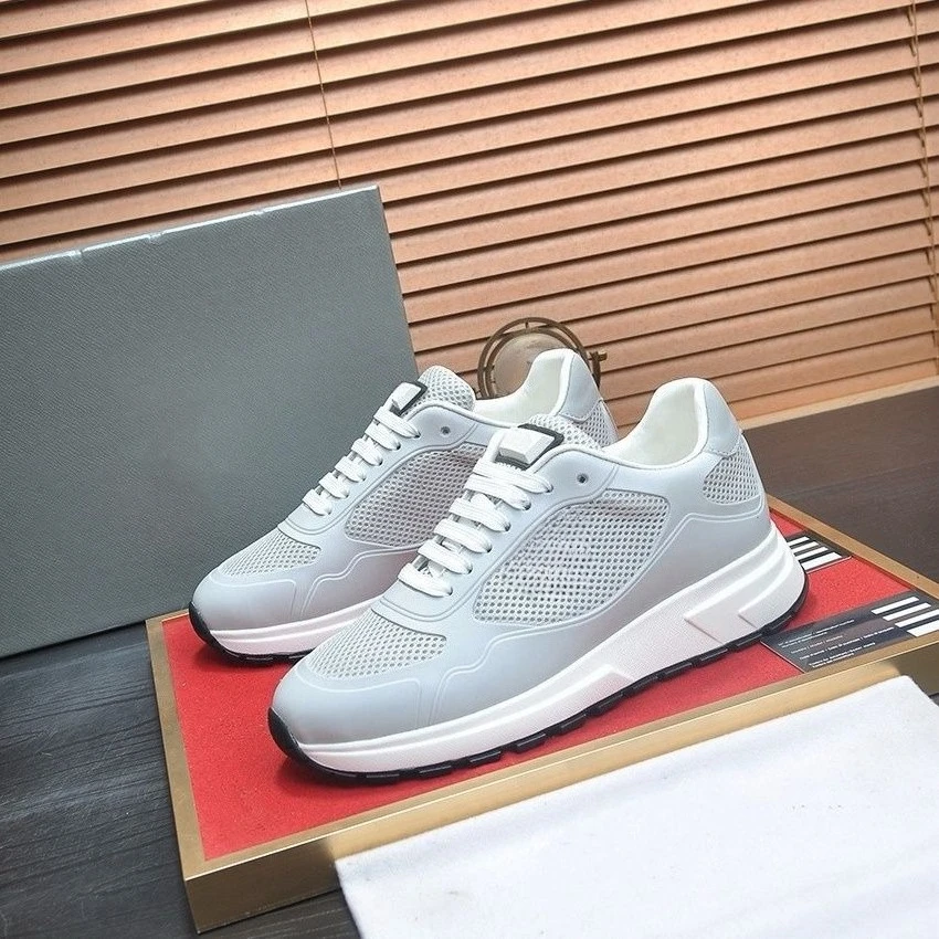 

2025 Trendy Men's New Stylish Thick-Soled Mesh Breathable Versatile Comfortable Casual Running Sports Shoes