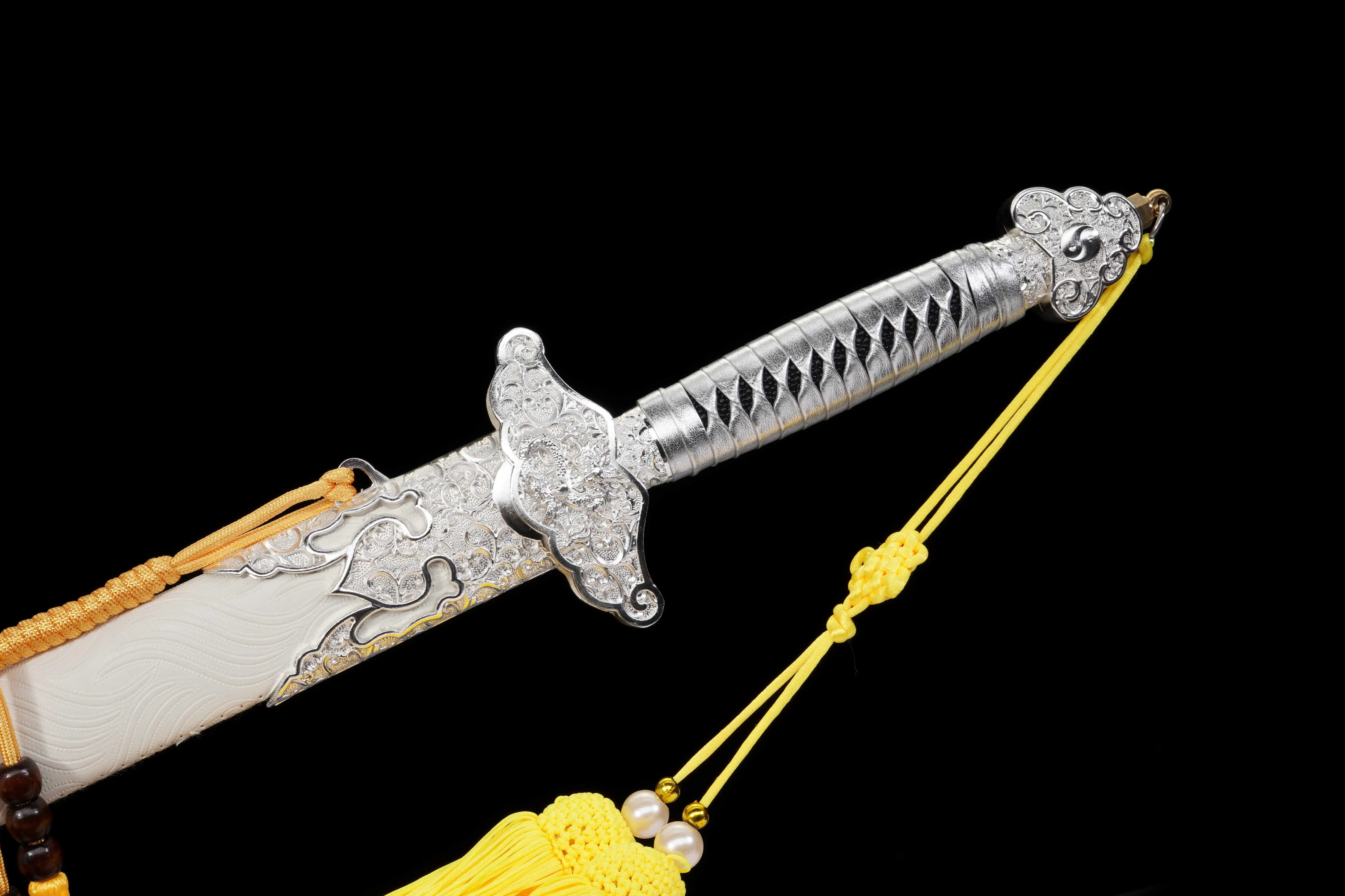 White Chinese Tai Chi Sword - A gift for fitness enthusiasts and martial arts lovers. A genuine sword for exercise Unsharpened