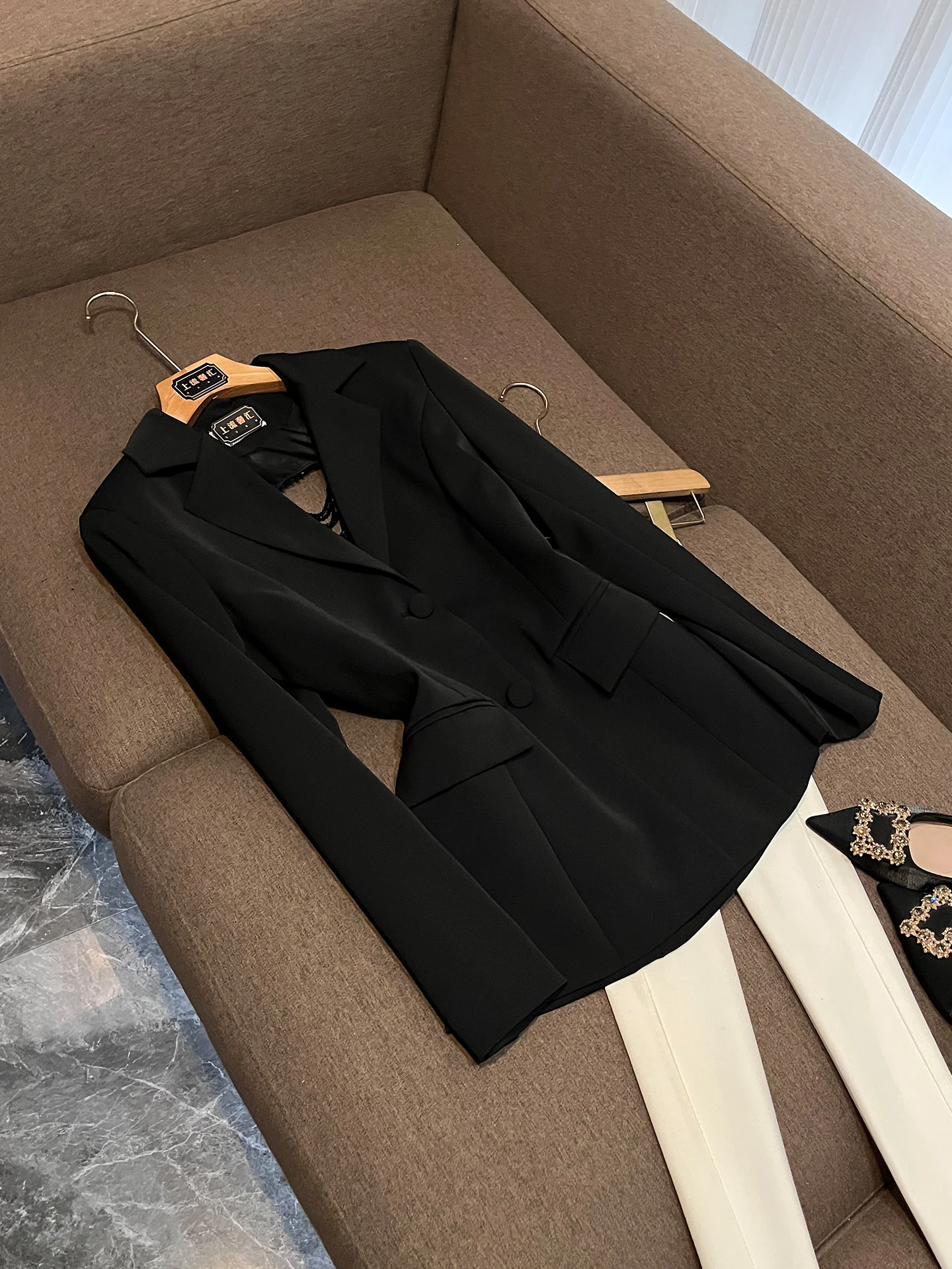 

Sexy Spicy Girl Sle Suit Two Buttons Flip Collar Hollow out Ba Chain Design Women's Loose Fit Waist Cinched Long Sve Suit