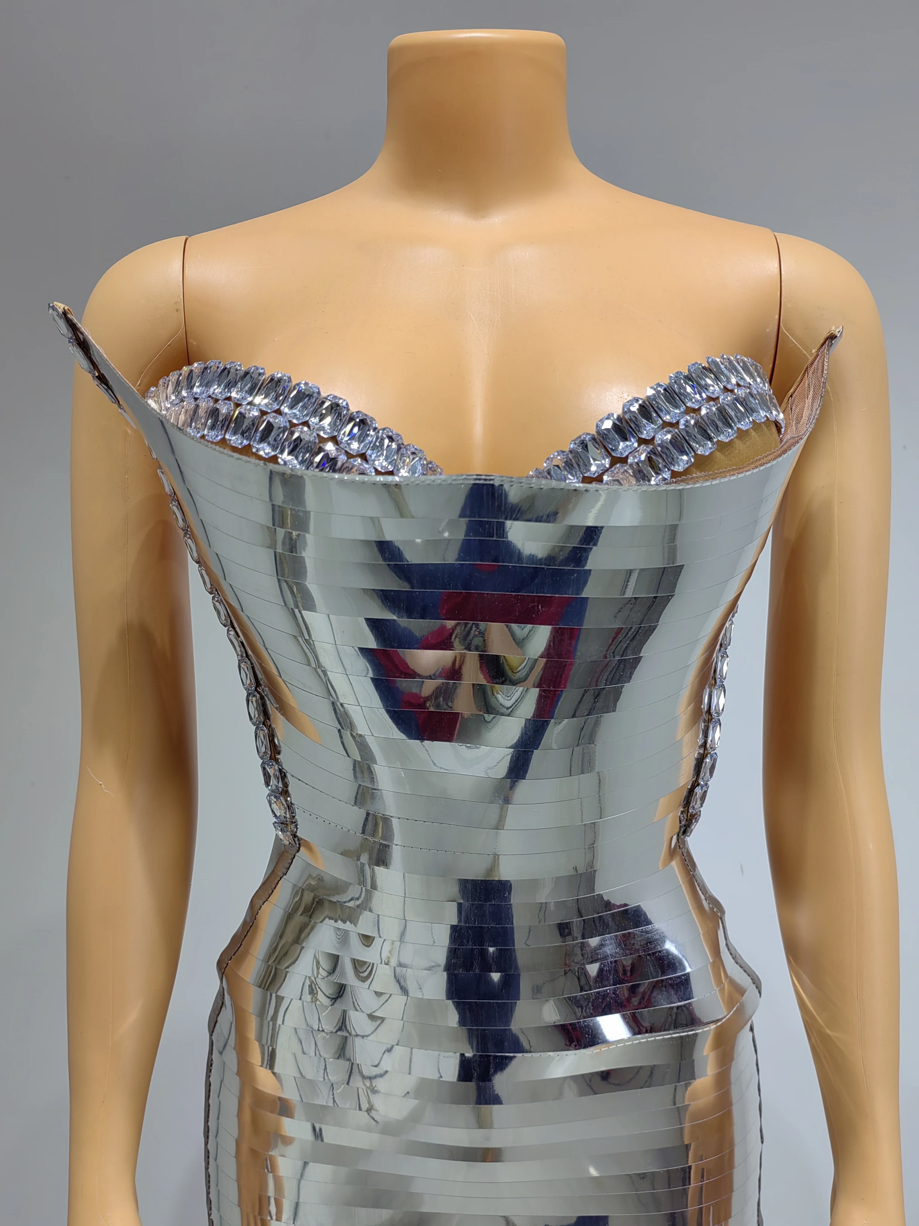 فستان حفلات نسائي فاخر فضي Y2K موضوعي ثلاثي الأبعاد بدون حمالات كريستال Bodycon طول الكاحل المشاهير مساء قطعة واحدة فساتين حفل