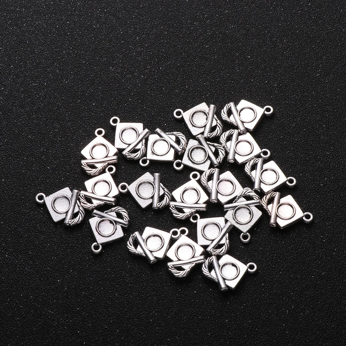 

20pcs Graduation Hat Pendant Charms Alloy Diy Jewelry Making Accessories For Necklace Bracelet Keychain Gift Creative Charm Set