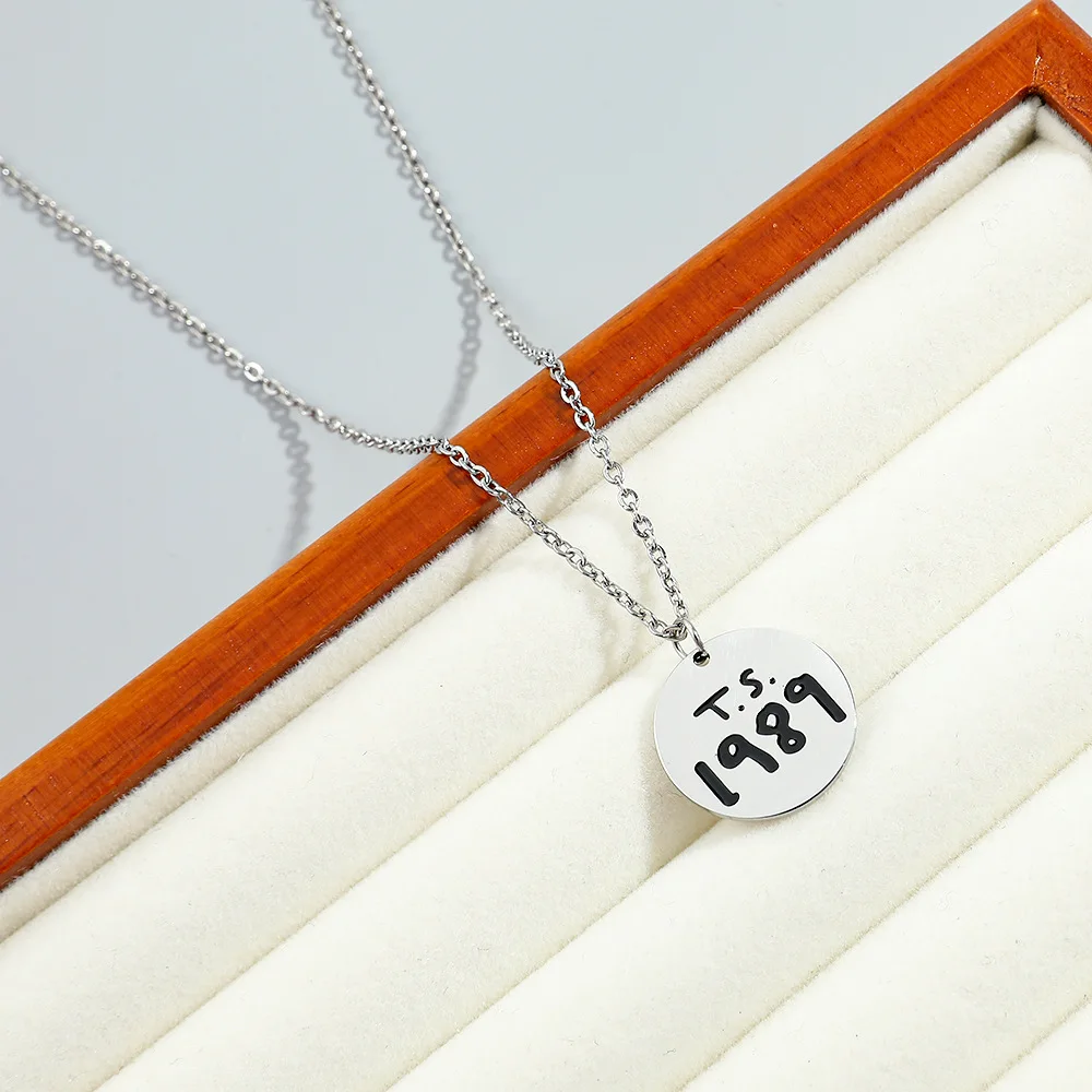Taylor Swift TS 1989 Creativity Letter Pendant Necklace Hang Tag Jewelry Accessory Trendy Item for Fans view 3