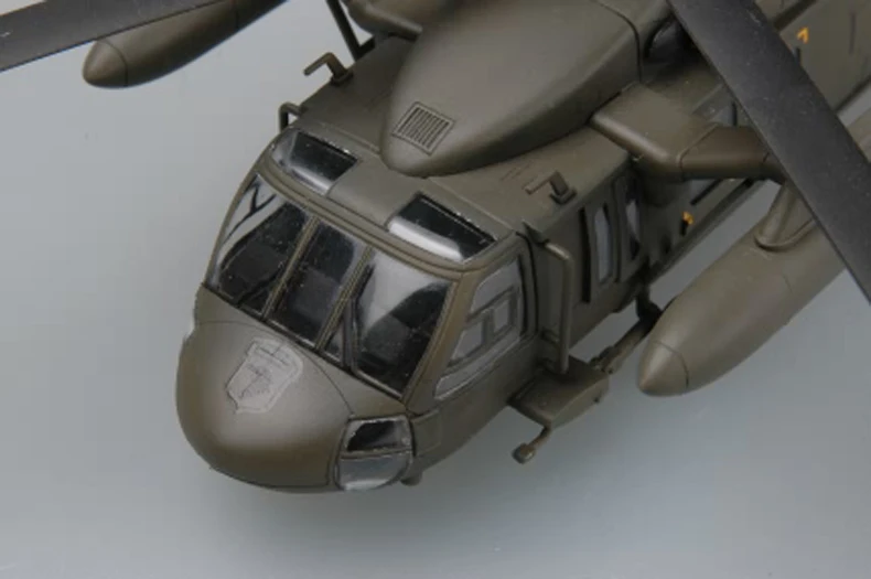 HobbyBoss 87216 1/72 미국 UH-60A ''블랙호크'' 헬리콥터 전투기 군사 선물 플라스틱 조립 모델 장난감 빌딩 키트