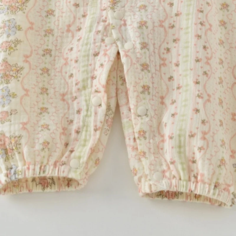 Herbstliche Babykleidung aus reiner Baumwolle, bedruckter Neugeborenen-Strampler mit Kragen, 0-2 Jahre, koreanische Version, atmungsaktiver Gaze-Strampler für Mädchen. – Detail 4