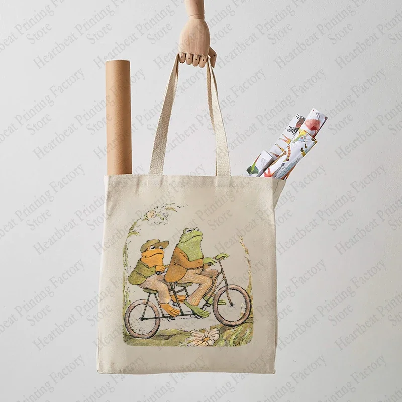 Cartoon Frog Print Canvas Bag Lightweight Shoulder Bag Versatile Shopper Handbag Women Large Capacity Casual Bag