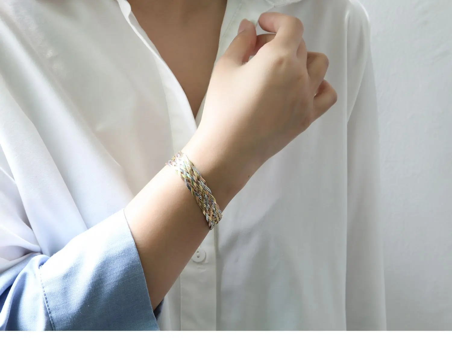 Y カラフルな s925 スターリングシルバー メッキ トリコロール ゴールド ウーブン ブレスレット 女性用、ワイド バージョン、光沢のあるジェンダーレス ジュエリー