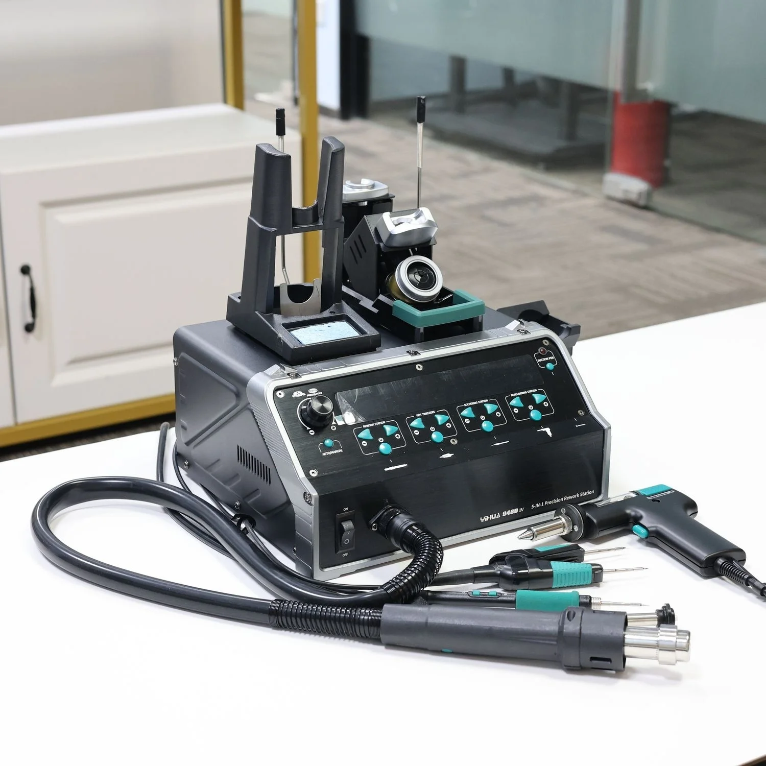 YIHUA-948D IV 5-in-1 Multifunction Repair Soldering Station Hot Air Gun Solder Suction Gun Precision Desoldering BGA PLCC Chips
