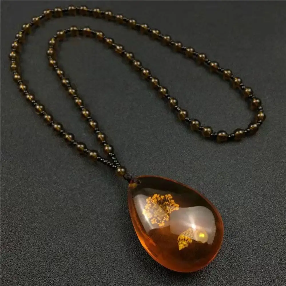 Bohemia National Style Amber Brine Beeswax Beads Women Fashion Elegant Imitation Honey Wax Pendant Trendy Plant Fossils