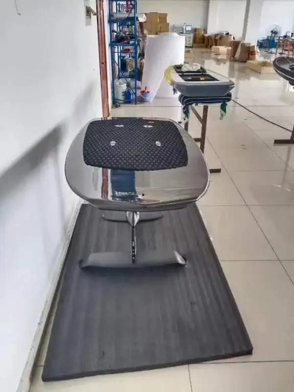 E-Foil + Papan Selancar Foil Listrik Hydrofoil Surfing Hydro Foil Listrik Dengan Baterai Dan Motor Efoil ( Foil+Papan )